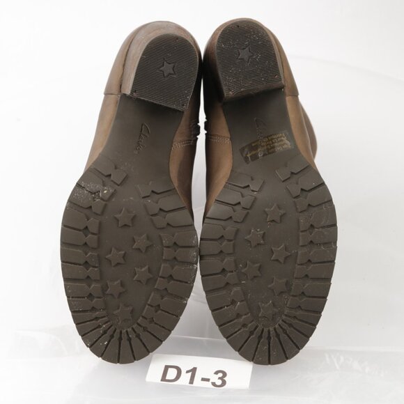Clarks Womens Mission Zelle Boot Size 6 Brown Leather Block Heel Lug Sole Comfy - Picture 9 of 11
